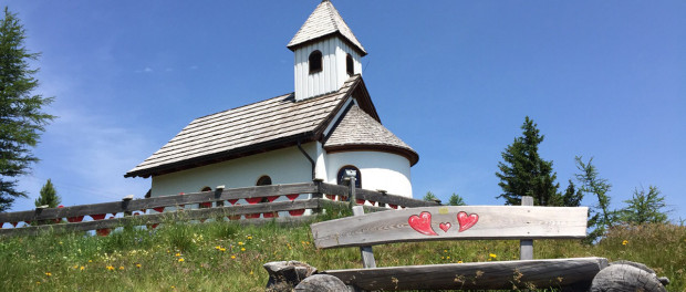 Urlaub in einer Almhütte - Buchungsportal www.huetten.com vorgestellt