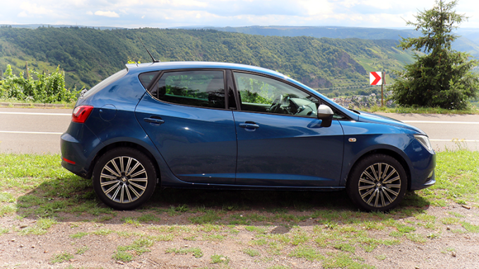 Seat mit dem Sondermodell Connect Seat mit dem Sondermodell Connect