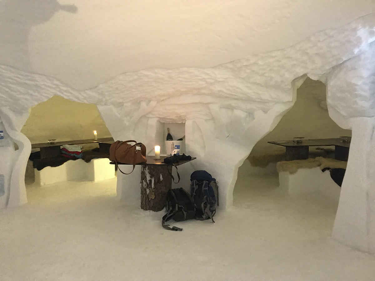 Iglu-Dorf Davos – Übernachtung inmitten von Schnee und Eis