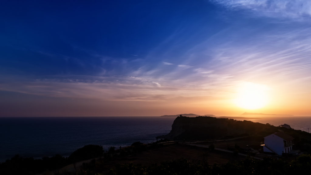 Sonnenuntergang und Dämmerung auf Korfu