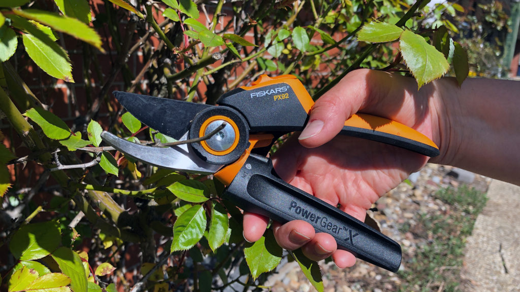 Fiskars Gartenschere PowerGear XRollgriff PX92 Bypass