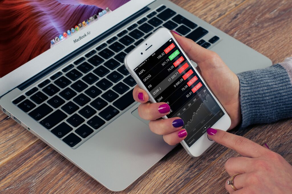 Trading-Apps im Trend: So leicht wie heute war der Weg an die Börse noch nie
