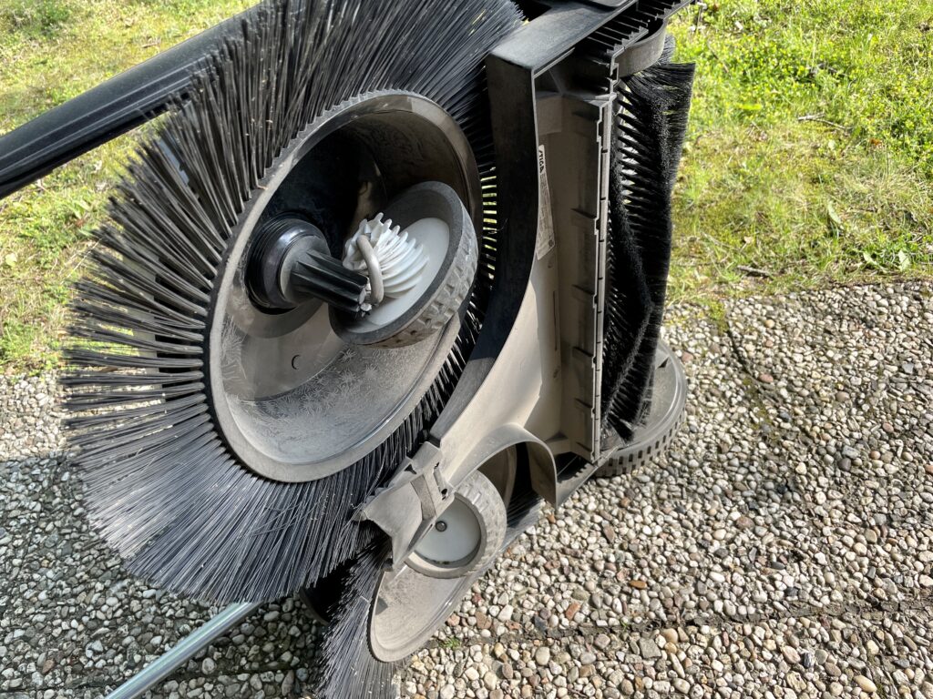 Stiga SWP 475 Handkehrmaschine - schnell und einfach Fegen leicht gemacht