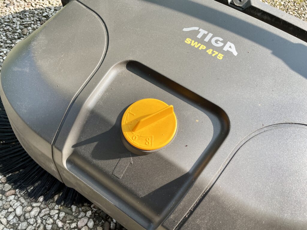 Stiga SWP 475 Handkehrmaschine - schnell und einfach Fegen leicht gemacht