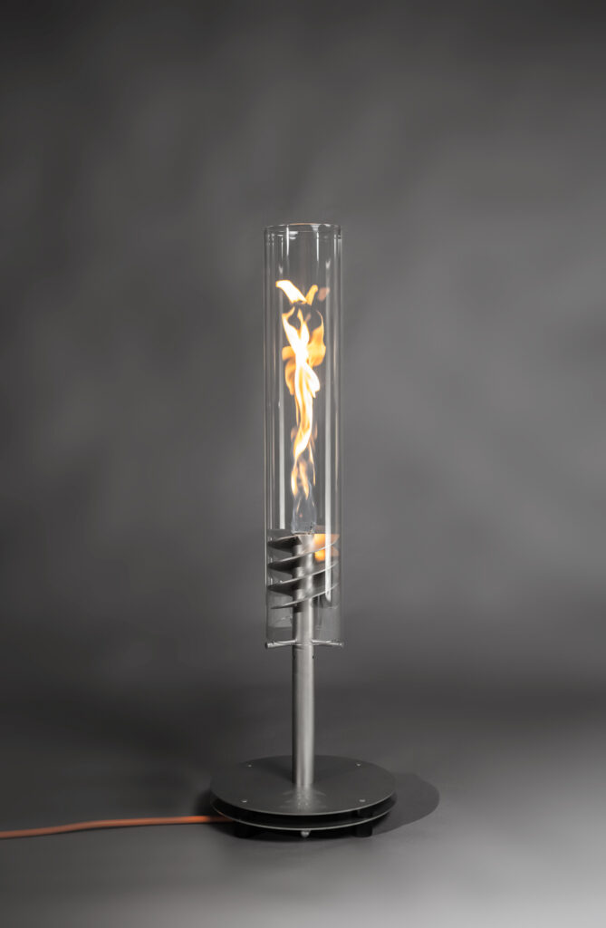Pottbrenner - beeindruckende Flammenwirbel im Garten