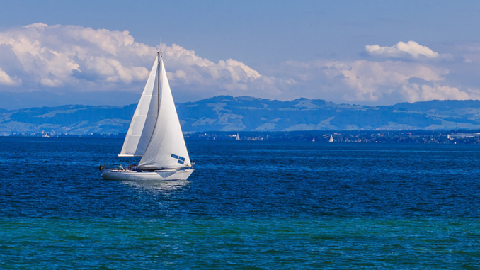 yacht