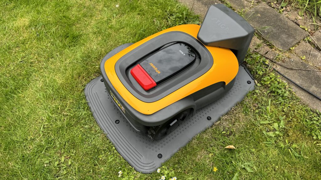 Stiga A 1500 – Mähroboter