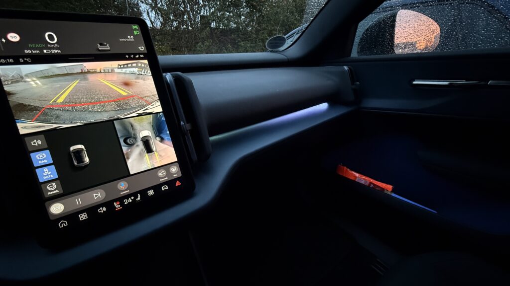 Volvo EX30 Twin Motor Performance Cross Country