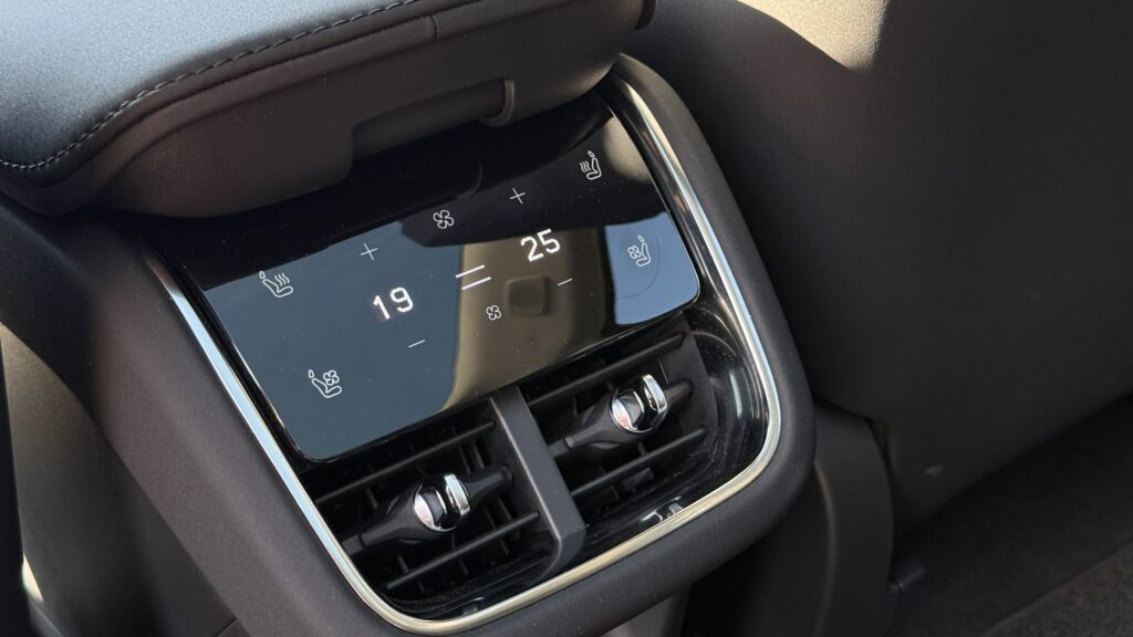 Volvo ES90