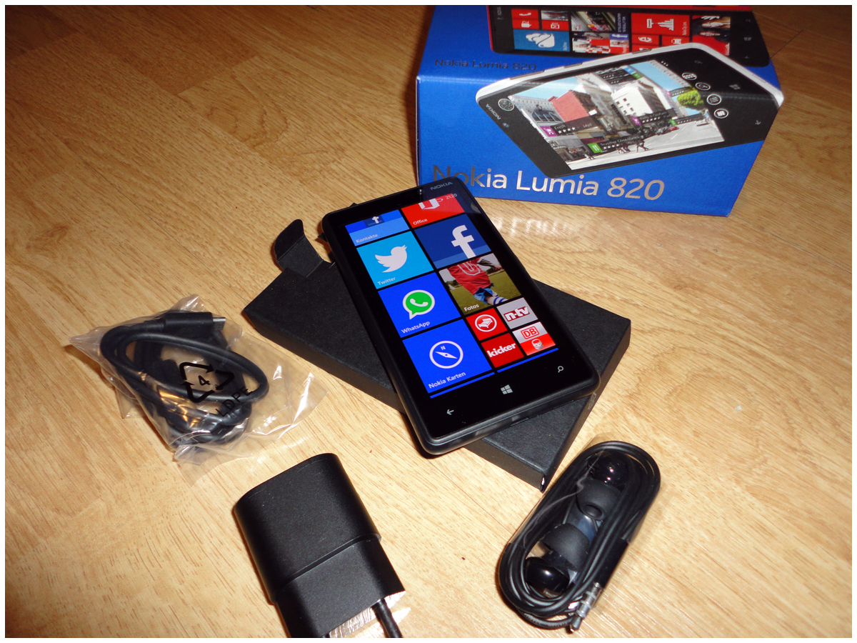 Nokia Lumia 820